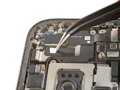 Ремонт материнской платы iPhone 16 Pro