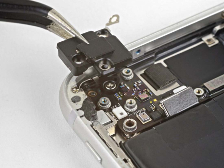 Замена антенны NFC iPhone 8